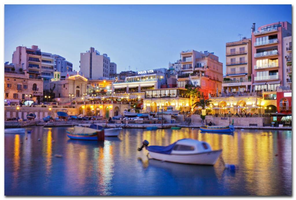 Idyllic Apartment Steps From The Promenade سليمة المظهر الخارجي الصورة