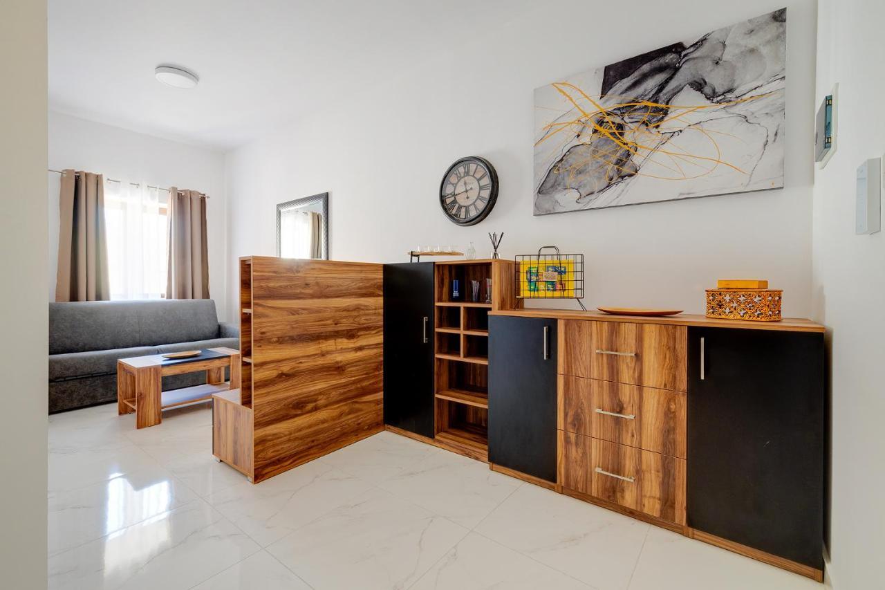 Idyllic Apartment Steps From The Promenade سليمة المظهر الخارجي الصورة