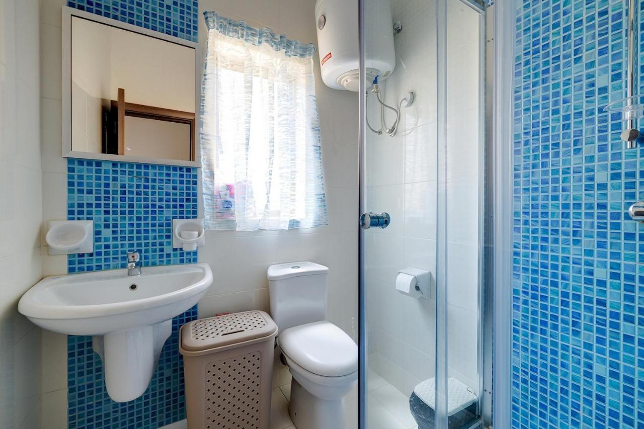 Idyllic Apartment Steps From The Promenade سليمة المظهر الخارجي الصورة